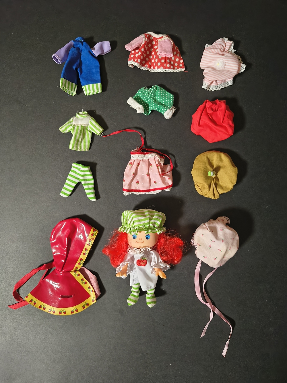 Vintage Strawberry Shortcake Doll In Dress Tights And Hat - 14 Clothing Items